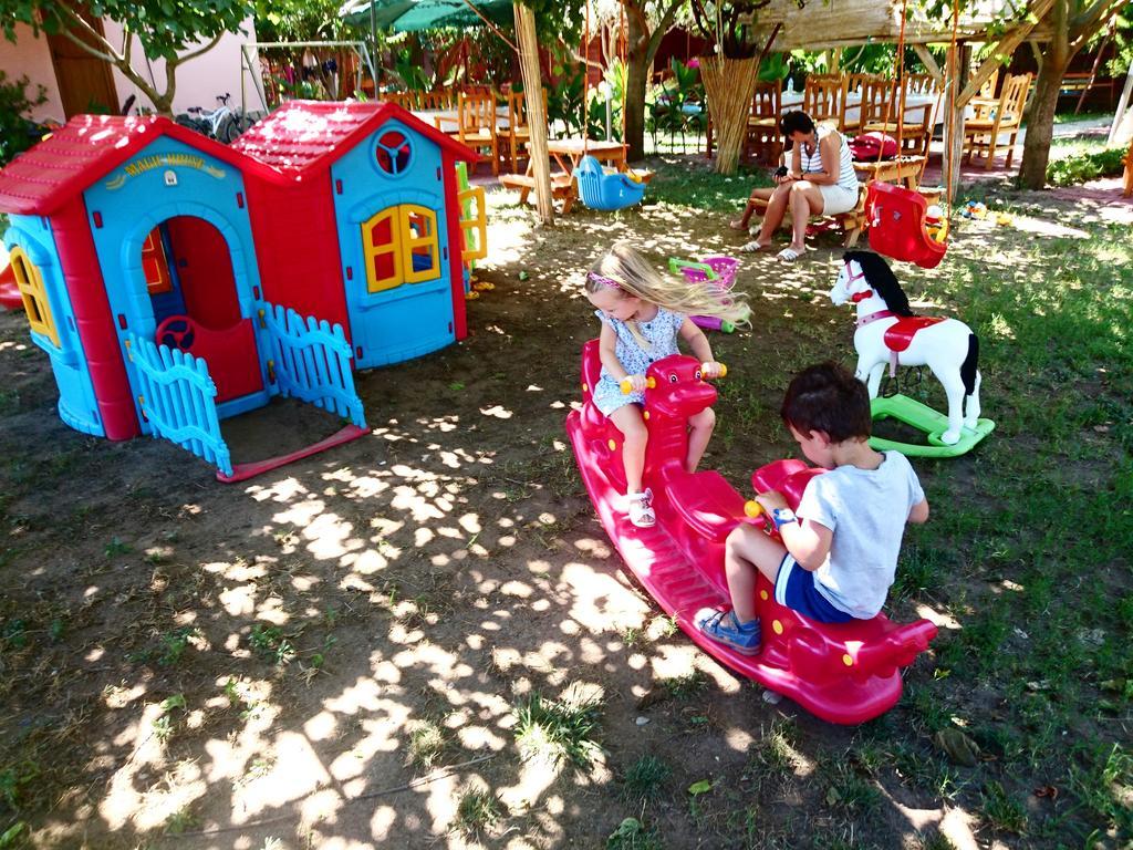 Çıralı 色拉畔斯永旅馆酒店 外观 照片